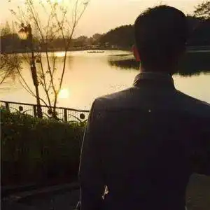 痛心黑龙江18岁男孩失踪一个月后,遗体在河中被打捞上岸
