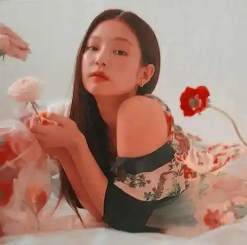 韩版辛芷蕾,学杨超越划水yg用钱砸出来的女孩还有救吗
