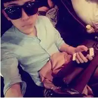 风情万种小白脸qq男生头像学海无涯回头是岸
