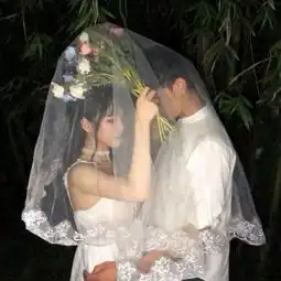 婚纱情侣头像火了你若陪我校服到婚纱,我定许你初恋到白头

