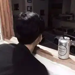 关于我们你遗憾吗.
