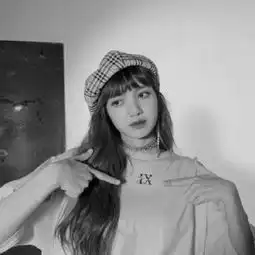 黑白女生头像高清沉寂的心
