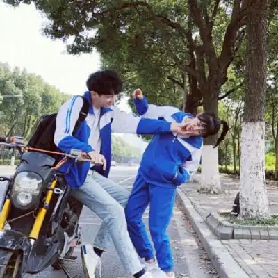 文艺范情侣头像一对一纸红qq情侣头像我要个性网
