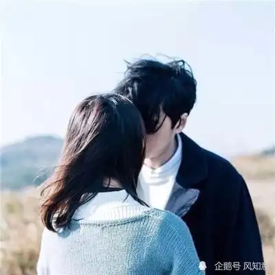 暧昧期男生喜欢你的5种暗示,你注意到了吗
