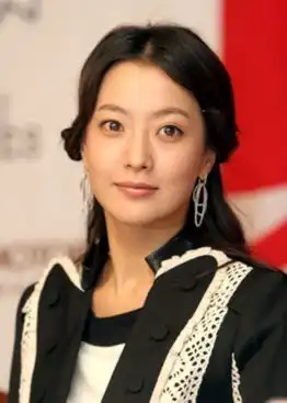 女星素颜瞬间变路人图揭女神生活真面目
