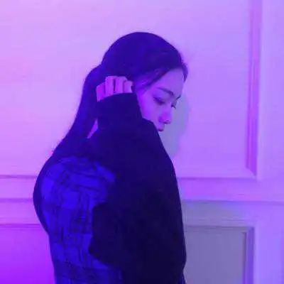 与众不同前卫伴侣头像
