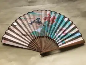 陈滞冬青绿山水成扇精品

