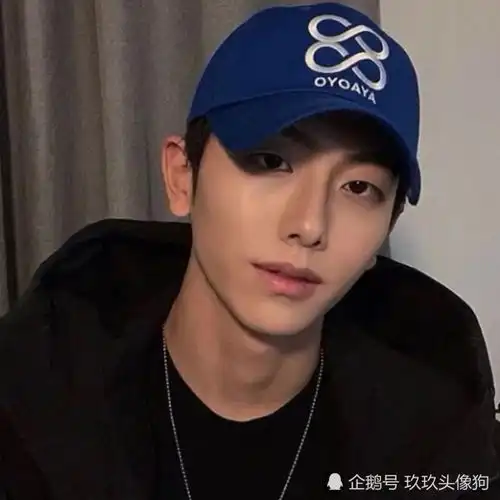 异性相处,男生只对你有这3个举动,显然已经获得他的心
