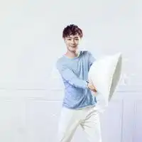 董春辉微信头像男明星董春辉帅气头像微信头像图片大全
