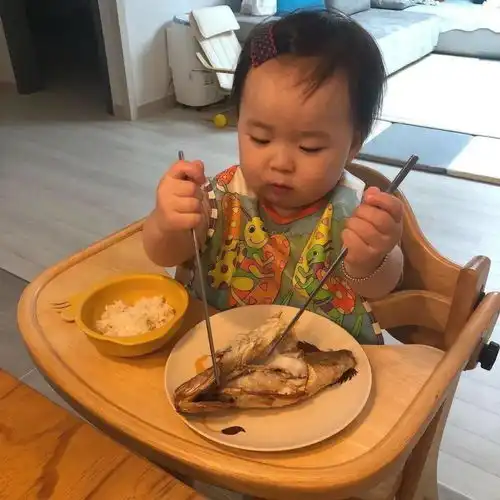 狙击你心脏的萌系头像
