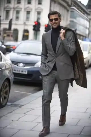 有了件毛衣,秋冬造型更精彩
