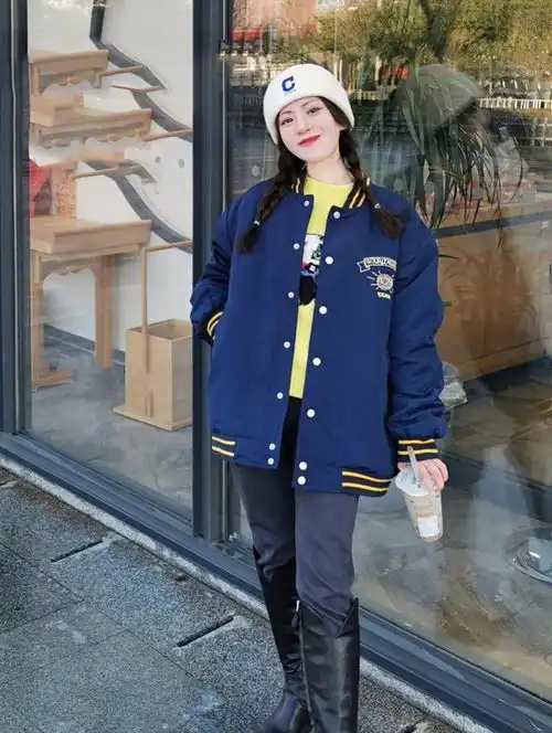 男生喜欢的4种小个子女生穿搭,温柔气质又显高
