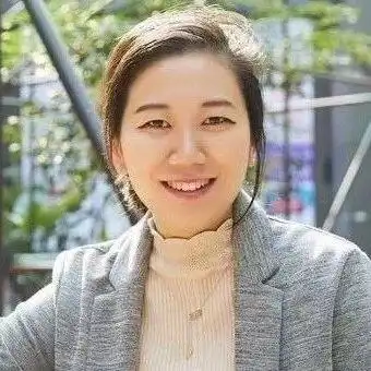 国内知名服饰品牌女掌门,摊上事了
