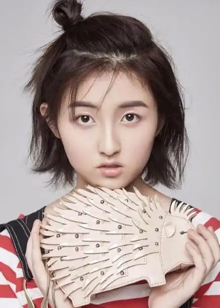 演技派新生代四小花旦,张子枫,文淇,张雪迎和关晓彤你更爱谁
