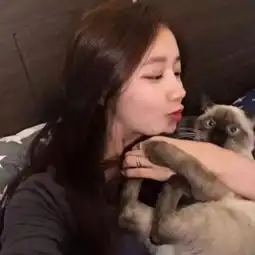 慢慢来谁不是翻山越岭来的相爱
