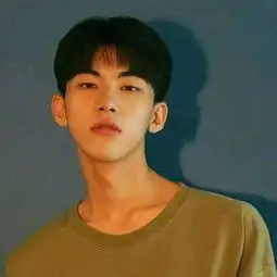 恋爱中男生生气了,女朋友要哄哄吗
