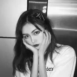 女生头像优质黑白女头像
