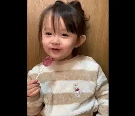 视频看日本丨小萝莉奶音萌哭了原来日本小孩都是这么学日语的
