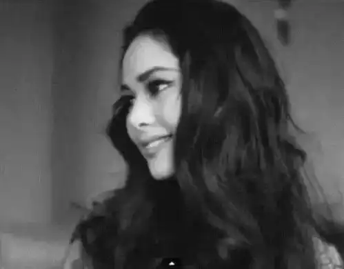 黛薇夫人从东京艺伎到印尼总统第三夫人,美貌究竟教会人哪些道理
