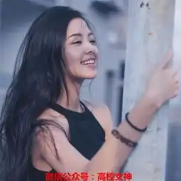余文乐首位女装模特爆红,长腿逆天比欧阳娜娜还美
