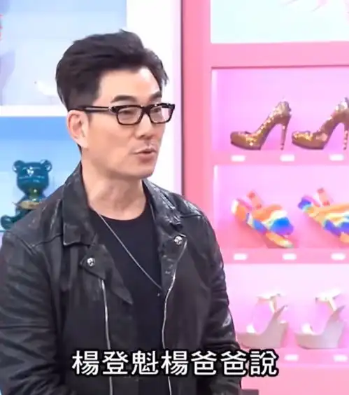 史上最丑杨过任贤齐我只是去唱主题曲,临危受命才出演男主角,头套服装都不是我的尺寸
