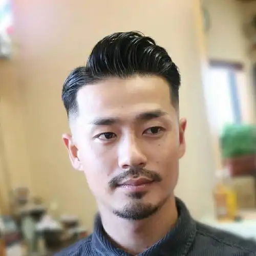 2022春节男发怎么剪我看好这几种,帅气堪比换脸
