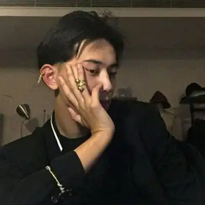 微信非主流高清男生头像大全,脸上带着那悲伤的情结
