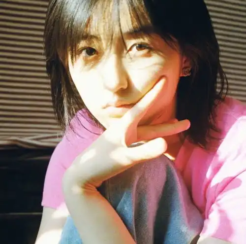 头像合群不如合自己
