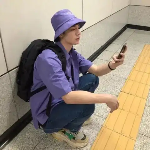 分开的时候你没有不舍,我也不好意思难过
