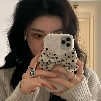 她毫不犹豫给了你一巴掌你却问她手为什么这么凉
