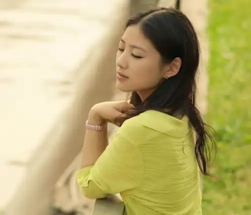 女人过了50岁,睡前坚持4个习惯皮肤越来越好,更有利于抗衰老
