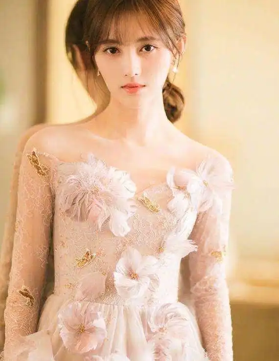 中国最美女爱豆竟然又是她身高159被网友嘲四千年没见过这么矮

