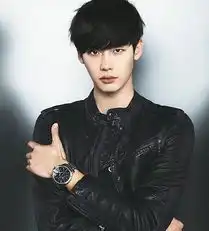 李钟硕拍摄海报流露男性成熟之美
