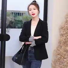 小西服外套女2023春装新款修身显瘦条纹袖头一粒扣气质西装上衣
