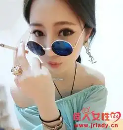 适合戴墨镜的女生发型披肩长发很适合
