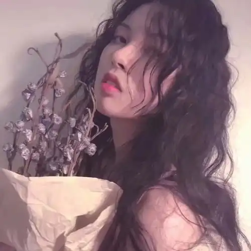 头像壁纸陪你走完了这一段路,我也变成你路过的路,你最喜欢的情话在此
