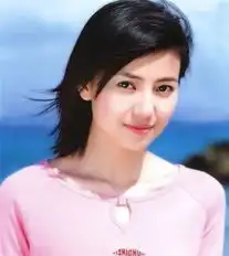 杨幂李小璐范冰冰女星未整容前照片清纯到爆
