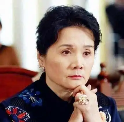 张一山的奶奶,曾是上海豪门贵族,31岁拿影后,此生只爱一人

