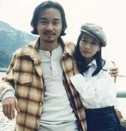 张国荣最想娶的女人,今57岁却像18岁的美少女,网友很可惜
