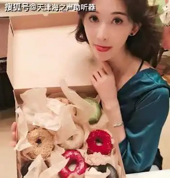 看完这些图片,如果明星是你同学,你还敢一起参加聚会吗
