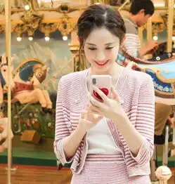 古力娜扎片场高清美照曝光,穿粉裙多角度自拍少女感十足
