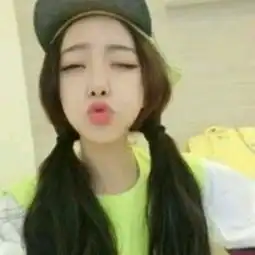 李凡做语文作业和数学作业共用60分钟,数学是语文时间的三分之二,各用多少分钟
