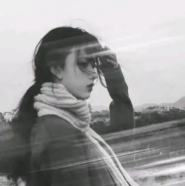 有没有失恋后的头像推荐
