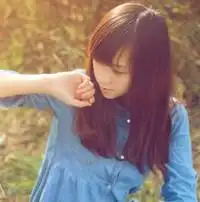 有没有像这种样子的头像
