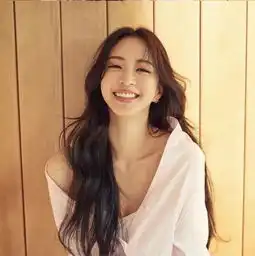 每部戏都换脸把40岁活成了18真是好绝一女的
