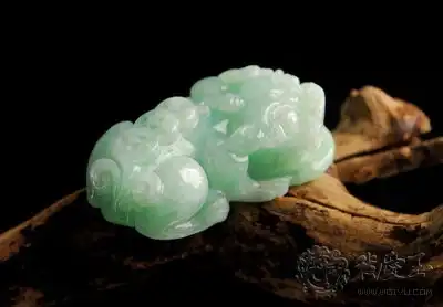 翡翠貔貅戒指玉石与吉祥物的完美结合,解读独特寓意与象征意义
