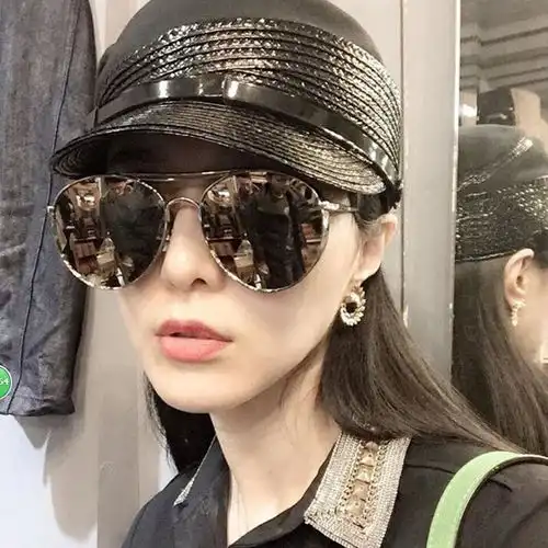 怎么知道自己的脸型和适合佩戴什么样的太阳镜求大神能看看我的脸型
