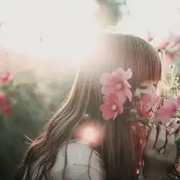 不眠与烟相对唱吧,听见歌声遇见你
