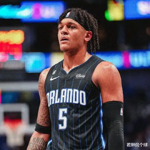 湖人赢了魔术,终结了4连丢詹姆斯28加7加5,威少15加13加13,班凯罗低迷湖人主场奥兰多魔术勒布朗詹姆斯保罗班凯罗勒布朗詹姆斯帕特里克贝弗利罗素
