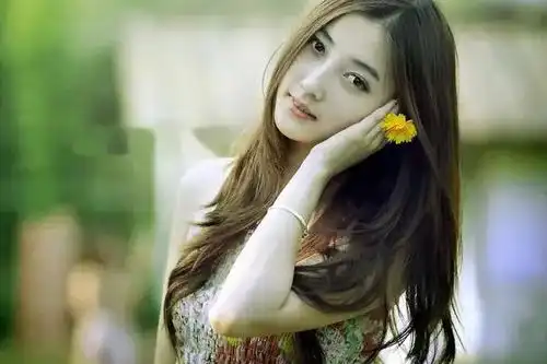 8月底,意惹情牵,风铃追桃花,故人相逢,诉说相思,再结连理情腾讯新闻
